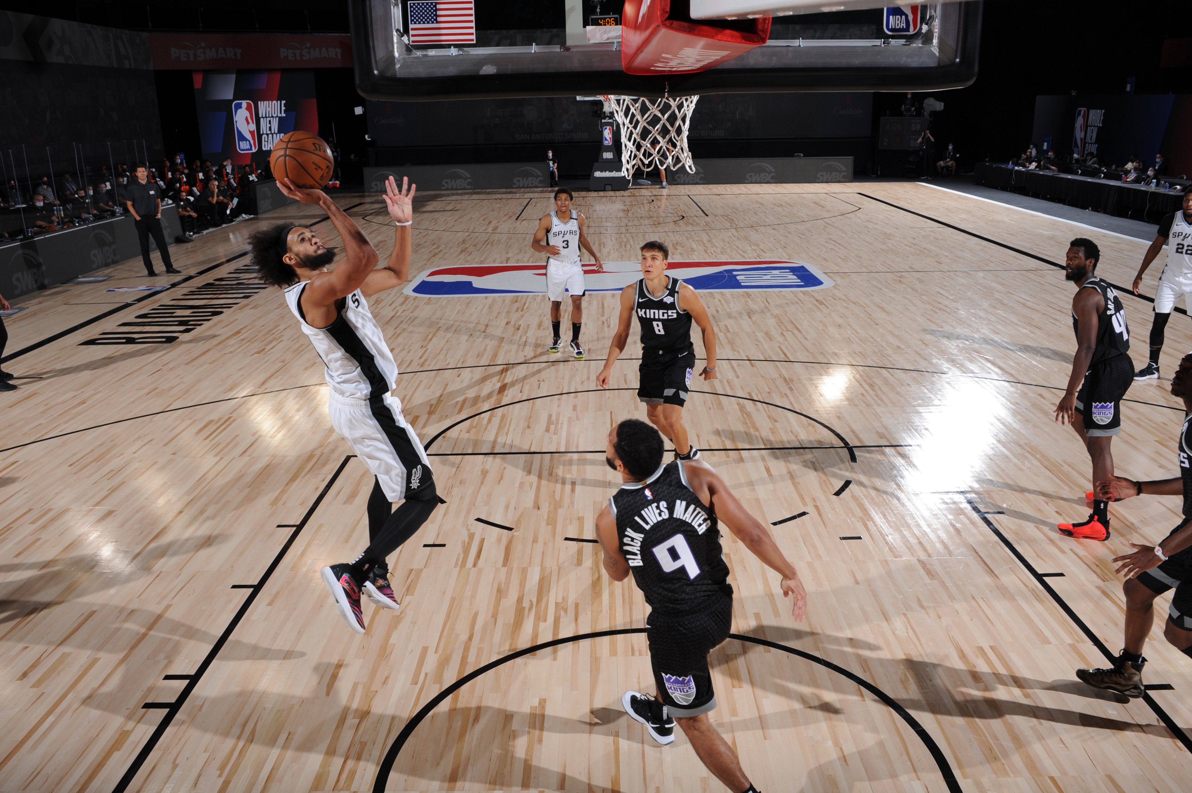 金年会官方网站包含萨克拉门托国王状态回暖备战法国杯芝加哥公牛迎西甲关键赛，网友：窗口期勒沃库森回应争议的词条